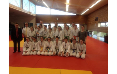 Une équipe remarquable au Championnat de Bretagne Jujitsu en Duo Système