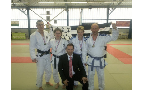 Alexandra, vice-championne de France Jujitsu